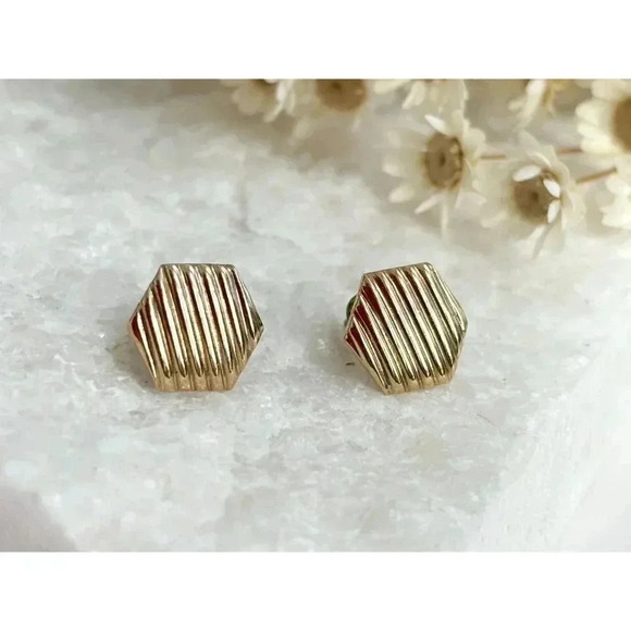 Dainty Tiny Gold Toned Hexagon Shaped Striped Textured Mini Stud Earrings - Picture 2 of 7